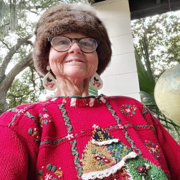 I'm OPEN & Shipping 12 days of Christmas....MY CLOSET WILL BE OPEN - Picture 8 of 16